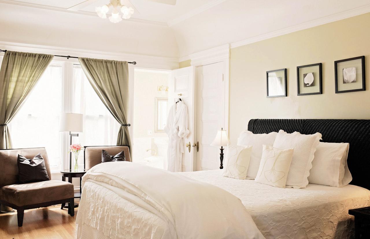 נאפה 1801 First Luxury Inn מראה חיצוני תמונה
